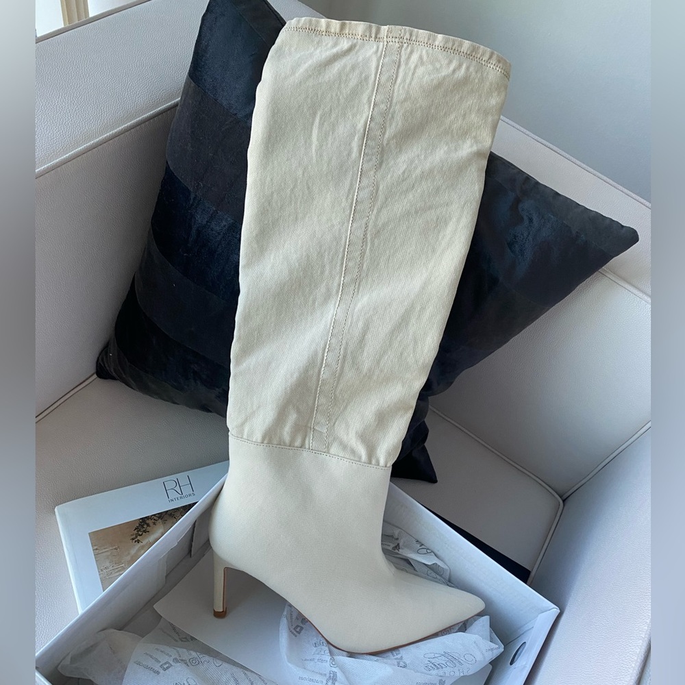 Mata Brand New in Box Cool Denim Boots Off White/Cream Color size 8 - Picture 3 of 10
